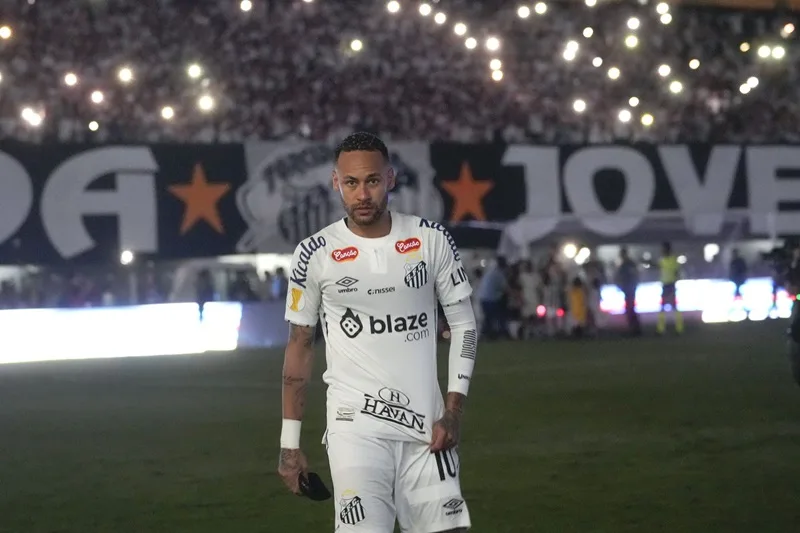 Santos FC là bệ phóng tài năng đưa tên tuổi Neymar vươn tầm thế giới từ những năm đầu sự nghiệp.